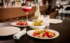 Bar Food Gerichte mit Drinks
